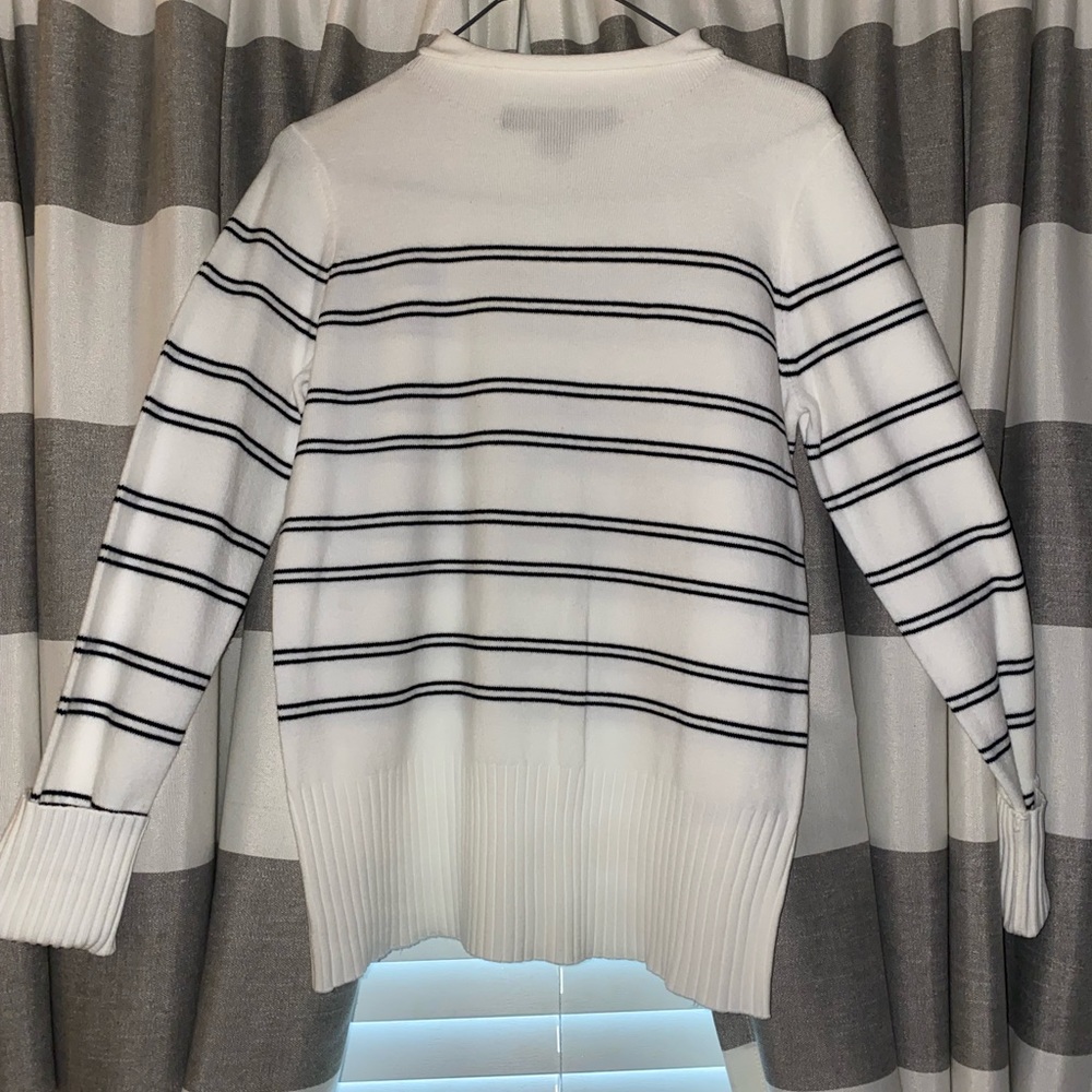 Very cute and stylish and has never been worn